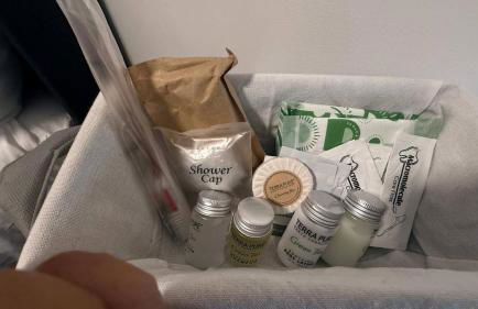 Nona - Cozy 3BR Apt with Parking, Desk & Fast WiFi near Yale, Quinnipiac, SCSU & Hospitals - Foto 14