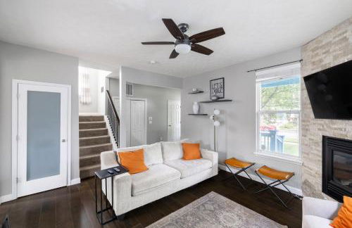 Indy Gem, Mins from Downtown with Hot Tub - Photo 24