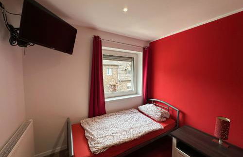 Ganzes Monteurhaus mit 4 Schlafzimmern für bis zu 8 Gäste - Foto 17