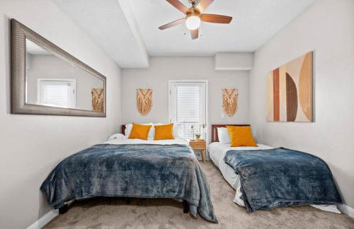 Heart of SLC Stocked w Everything you need - Foto 24