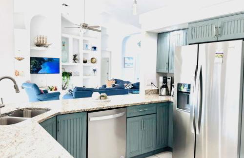 Free HeatedPool on SailboatAccessCanal boat lift - Foto 12