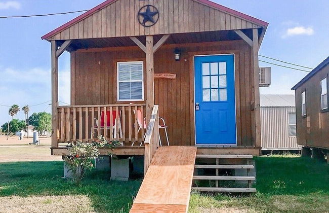 JJB Cabins - Photo 3