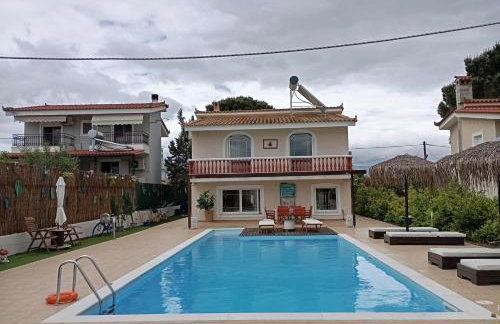 Villa Evenik - Foto 1