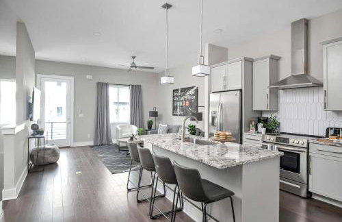 Large Nashville Home Rooftop Hot Tub & City View - Foto 6