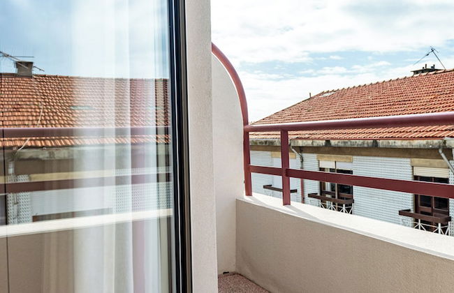 Acm033 Bombarda Homes, 2BR Duplex w/ Balcony - Photo 11