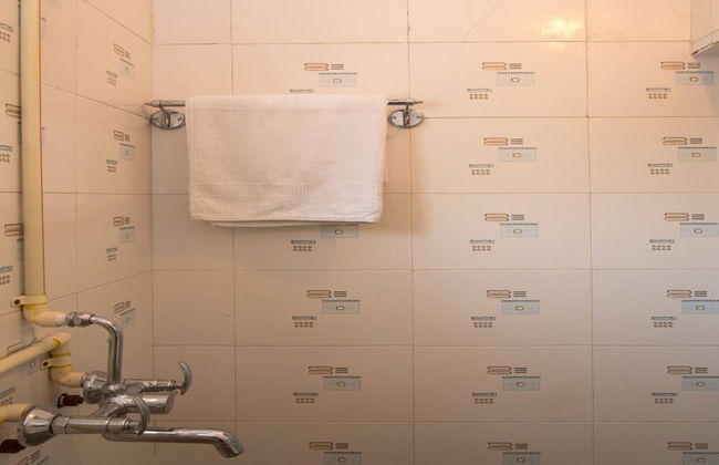 OYO 14227 Home Lake View Stay Brahmpol - Foto 21