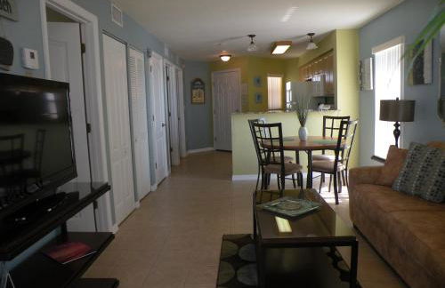 Surf Beach Treasure Island Resort - Photo 70