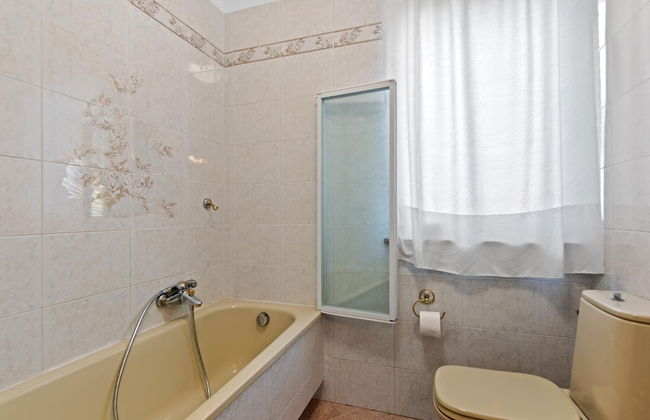 Stylish Villa in Buje With Outdoor Kitchen - Foto 16