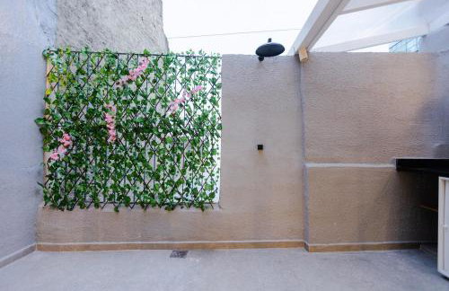 Flat com Varanda e área Privativa - Foto 2