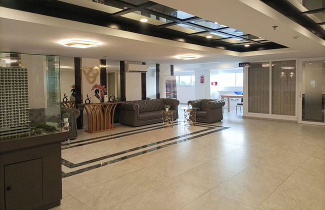 Simply Look And Cozy Studio At De Prima Apartment - Photo 12