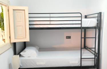 BrisaMar I en segunda línea de playa & priv parking - Photo 20