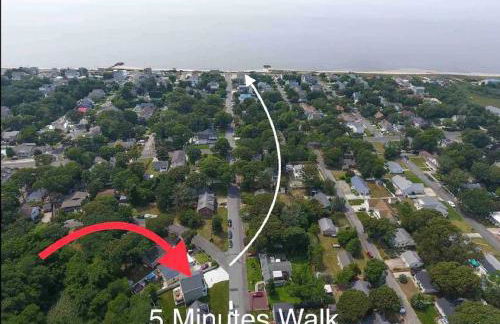 Beach House Cape May just 1 block from the Bay & a Short 5 minutes walk, Sleeps 19 - Foto 2