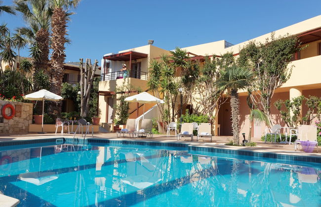 Latania Studios And Apartments - Photo 31