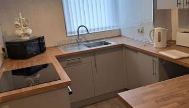 1 Bed Apart - Photo 5