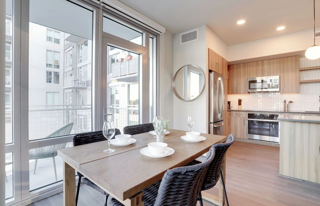 Stylish Apartment Steps from the Metro - Foto 1