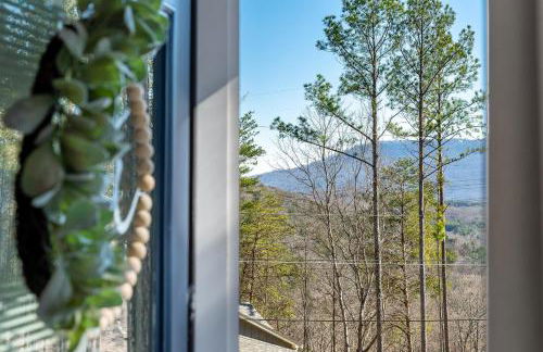 Ideal Location and Mountain Views Chattanooga Home! - Foto 29