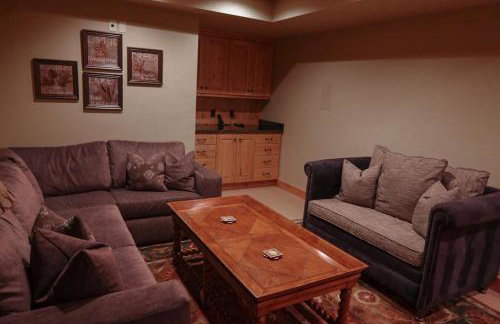 Luxury Home with Stunning 4 Peak Views - Foto 27