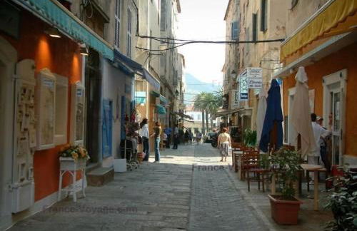 T2 Classé avec garage Centre ville et plage à 300 m ,Clim Wifi - Foto 17