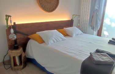 Altrove, lontano quanto basta - Foto 38