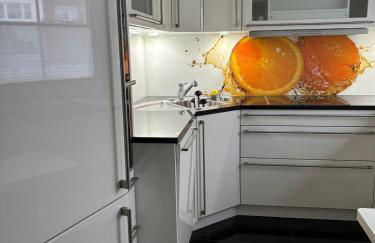 Modernes ruhiges Landhaus bei Kassel - Ganzes Ferienhaus mit 4 Schlafzimmern, Sauna & Garten - Foto 12