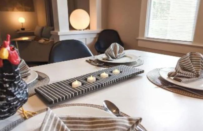 Chic Downtown Farmhouse With Garden and BBQ Grill - Foto 20