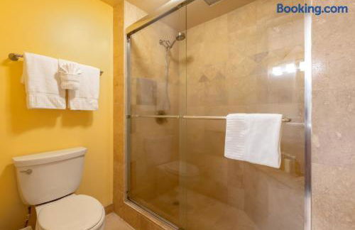 Hanalei Bay Beach Retreat with Waterfall Views - Foto 28