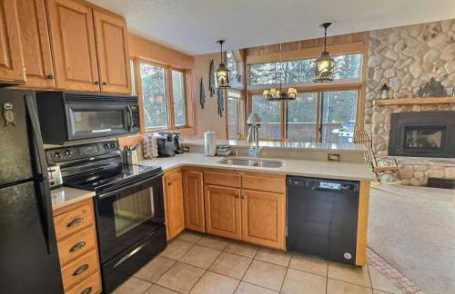 3BR Townhome Ski In Ski Out Pool Hot Tub - Foto 3