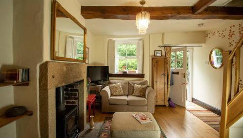 Characterful 2 bed cottage in excellent location - Foto 2