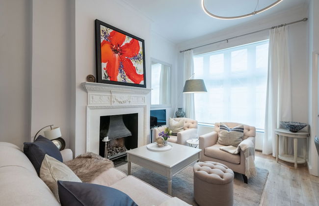 Classic Belgravia Home by Victoria Station by Underthedoormat - Photo 13