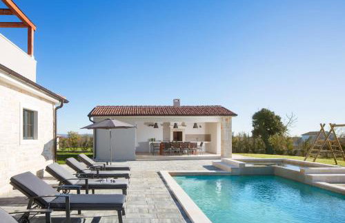 Villa Korat for 8 people near Pula with sauna & children playground - Foto 2