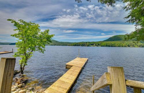 Lakefront Corinth Log Home Private Dock, Fire Pit - Foto 36