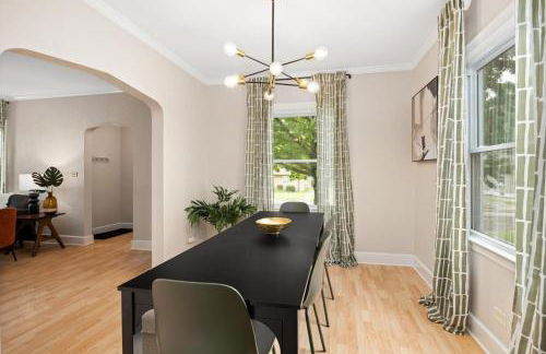 Cozy Mid Century Oasis with 2 KING beds - Foto 30