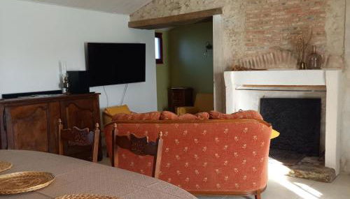 Gîte rénové avec piscine chauffée et jardin clos, à proximité des plages et de la campagne bio. - FR-1-426-531 - Foto 3