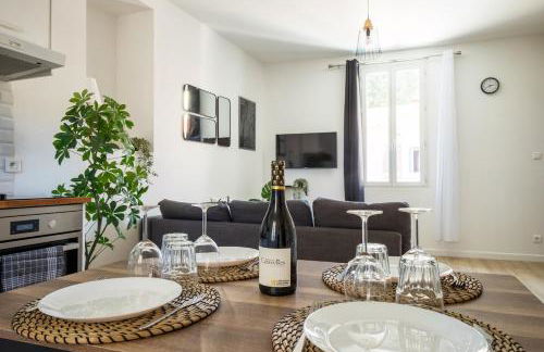 Centre - Parking - Place du Peyrou - Tram à 2 min - Photo 4