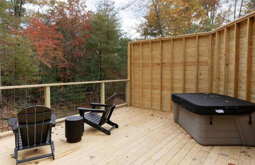 Staghorn | Modern Lux Mirror Home | HotTub & Woods - Foto 10