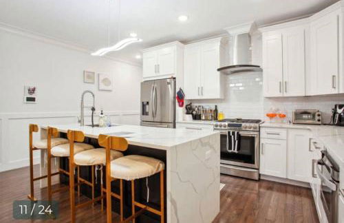 Contemporary Luxury 3 Bdr Apt for 6 with Free Parking - Foto 6