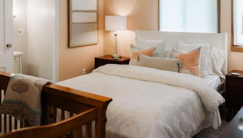 Beautiful 3BR Home Near Lake MI - Foto 2