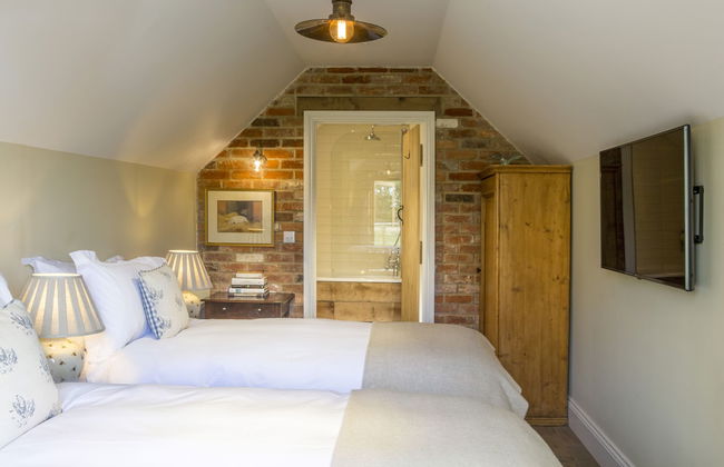 The Cowsheds - Photo 26