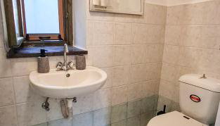 Calm Wood & Stone Home with View, Chios - Foto 3