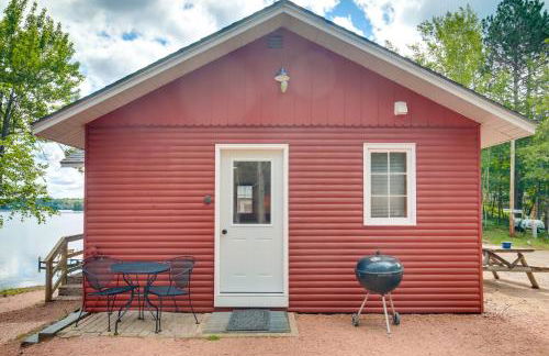 Waterfront Wisconsin Cabin Private Dock, Fire Pit - Foto 2