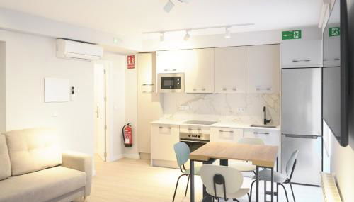 APARTAMENTOS LA FLORA BURGOS todos con aire acondicionado y ascensor - Foto 2