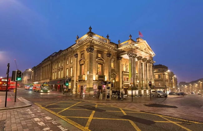 Luxury Central Newcastle Apartment 20 - Photo 28