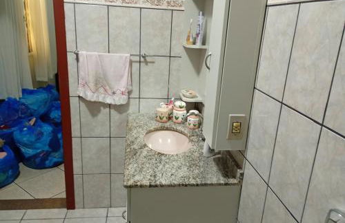 Casa 4 Quartos garagem 3 carros, churrasqueira e ar condicionado, - Foto 34