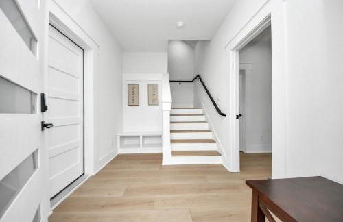 3Bdr 6Beds in Ellegant Home with Rooftop Lounge and SkylineView - Foto 21