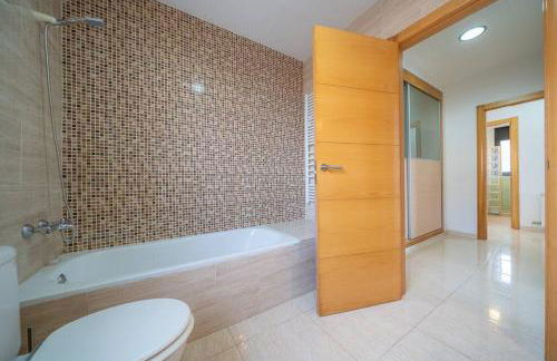 Villa Aurore, 12 persons, Large salt-water pool, Air conditioning - Foto 18