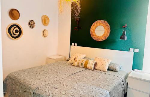 Apartment with views of sea and mountains - Photo 5