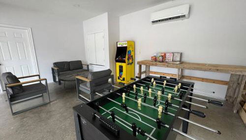3 Bedroom House 5 Min Walk to Square - Foto 5, Game Room