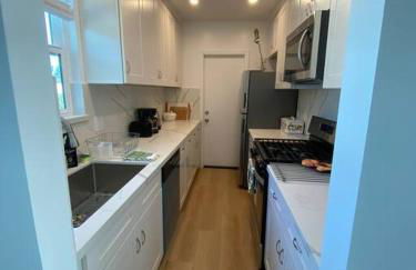4 Stanford! Furnished Apartment, Gated Parking, Laundry - Foto 5