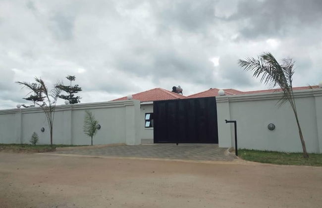 Luxury 3 Bedroom Self Catering Apartment- Masvingo - Foto 33