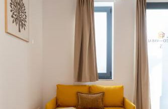 Authentic Studio with Terrace by HostWise - Foto 66